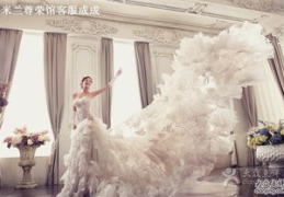 米兰尊荣婚纱摄影会馆,奢华品质，记录爱情永恒瞬间”