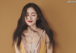 娱乐吃瓜姐娜扎穷哈,娱乐圈吃瓜背后的真相揭秘